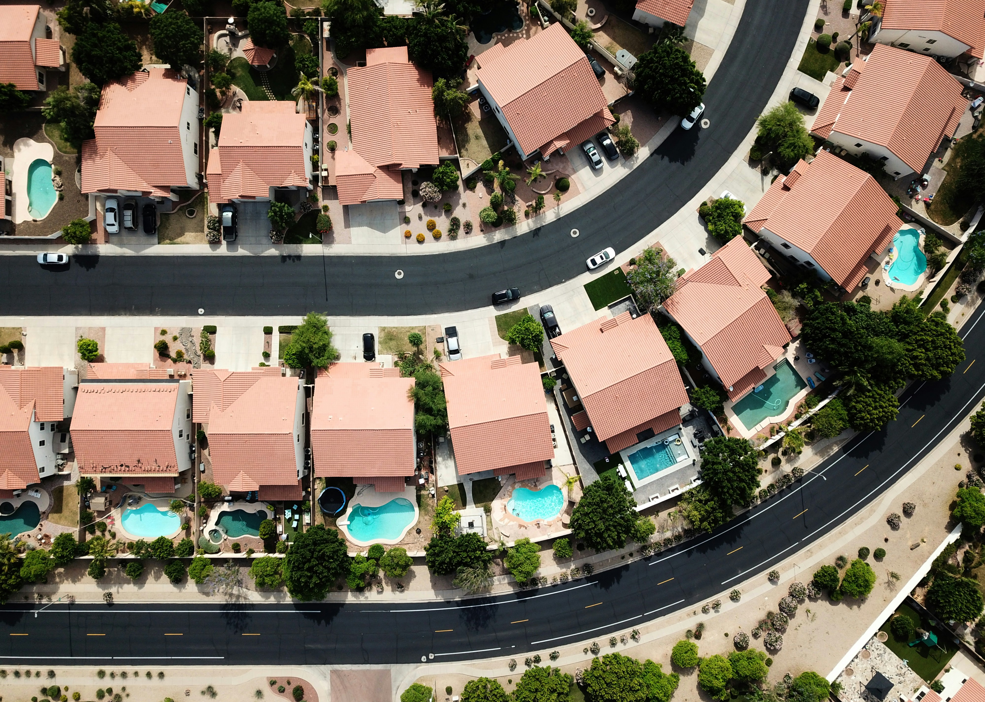 dsgnx-real-estate-advisory-image